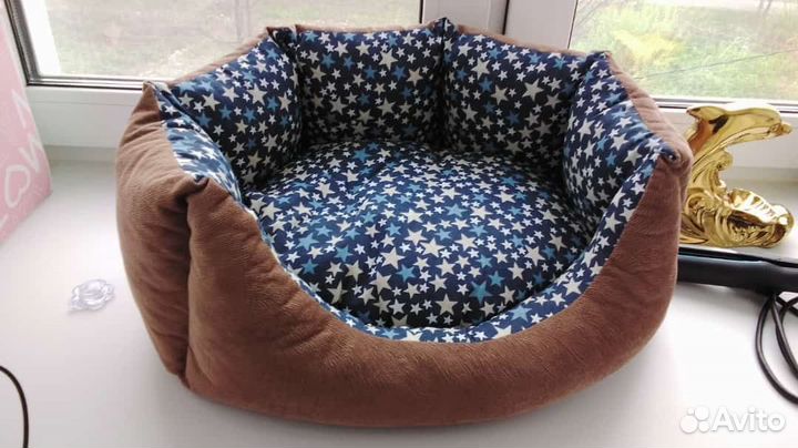 Лежанка для кошек и мелких собачек