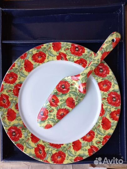 Блюдо для торта с лопаточкой, новое, в коробке