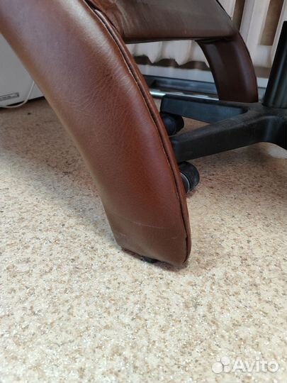 Анатомическая кушетка для наращивания ресниц