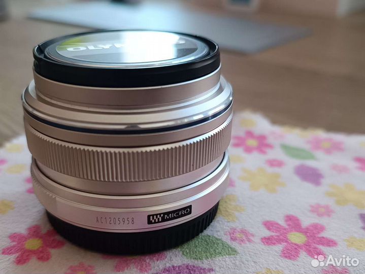 Объектив olympus 17mm 1.8 MFT как новый