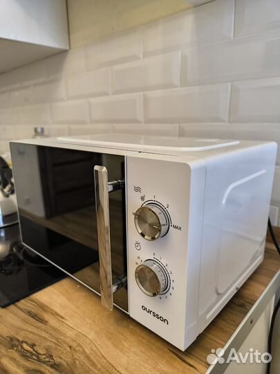Микроволновая печь oursson MM2010