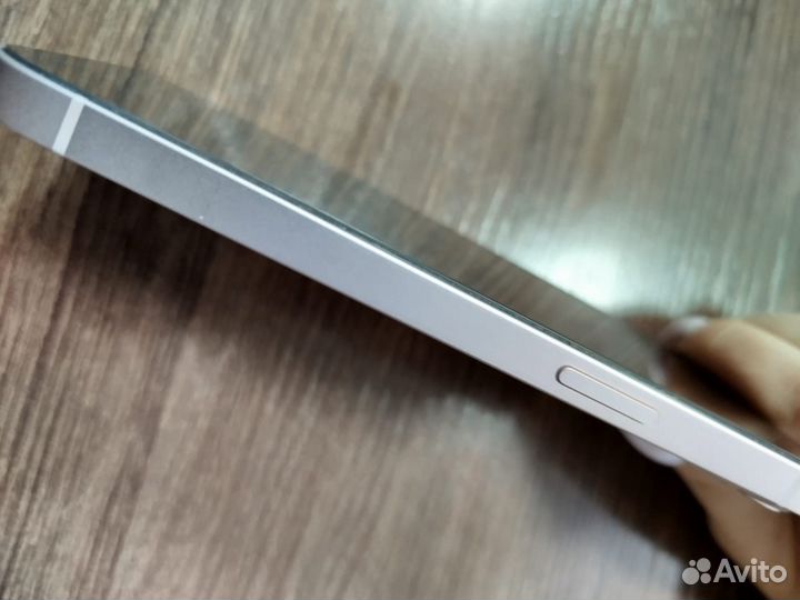 iPhone, 16 ГБ