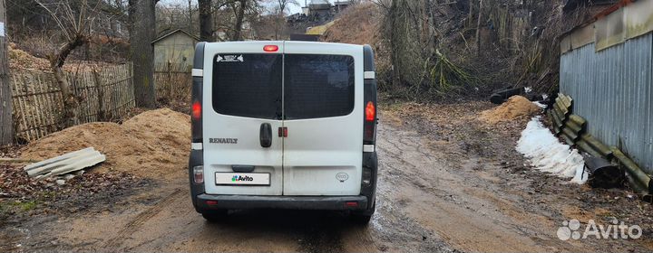 Renault Trafic 1.9 МТ, 2004, 240 000 км
