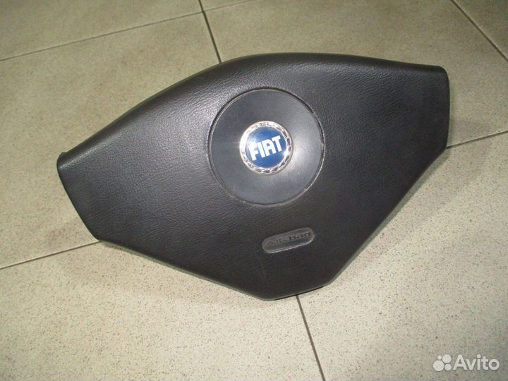 Подушка безопасности в руль Fiat Albea