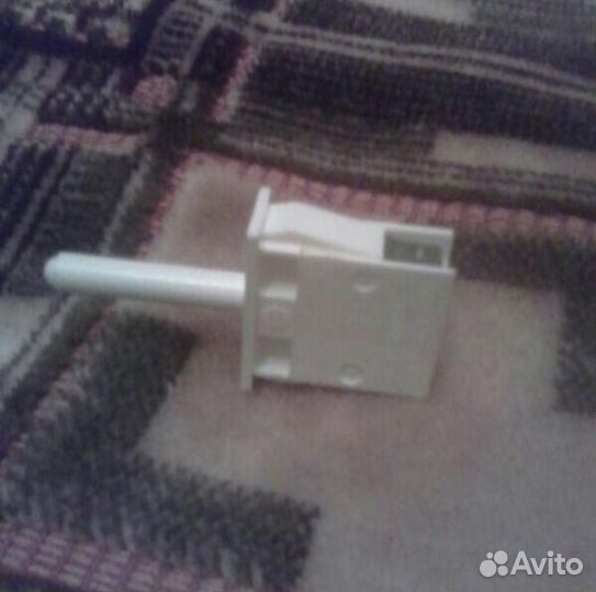 Выключатель х/к Электролюкс 2146206038