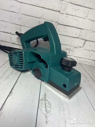 Рубанок сетевой makita