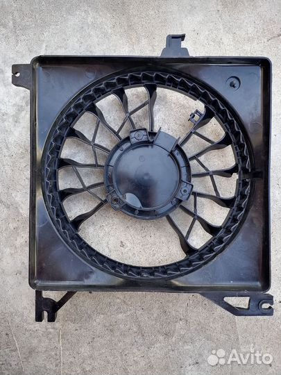 Кожух (решётка) вентилятора Лада Гранта