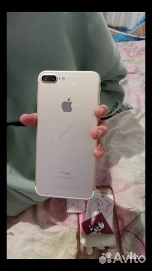 Телефон iPhone 7 plus