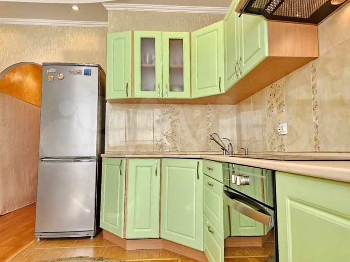 2-к. квартира, 83 м², 3/13 эт.