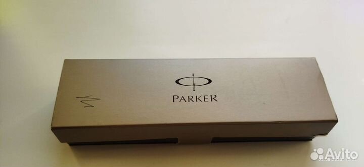 Шариковая ручка parker