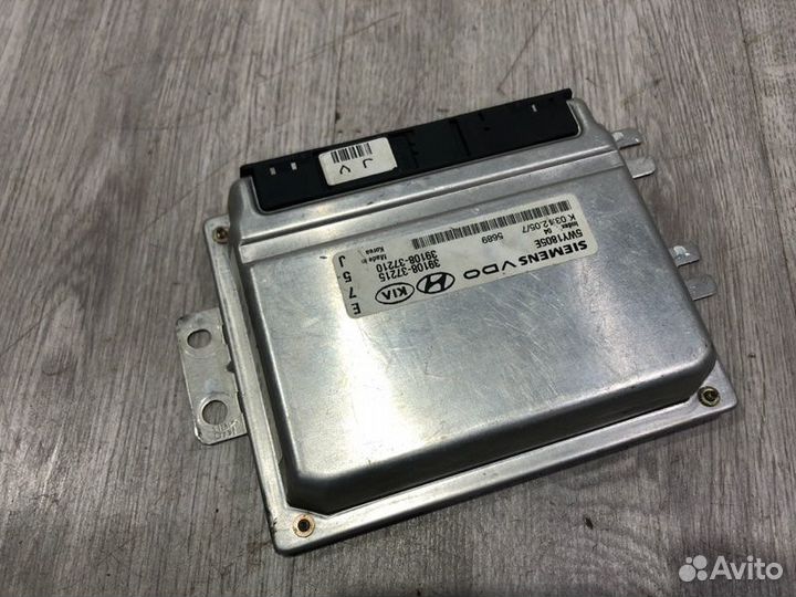 Блок управления двигателем Hyundai Tucson JM G6BA