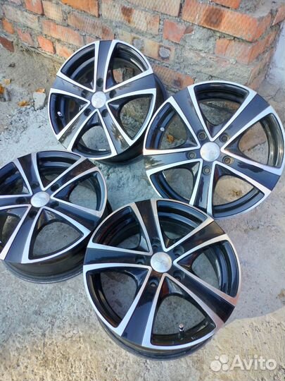 Диски R15 5x114.3