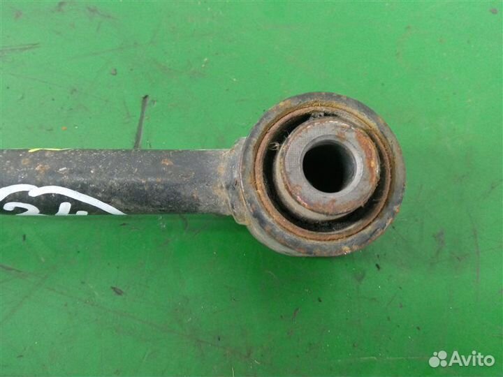 Рычаг подвески задний левый Nissan Teana J32