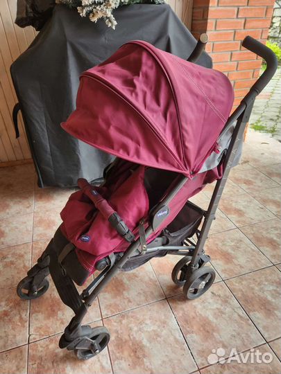 Прогулочная коляска трость chicco