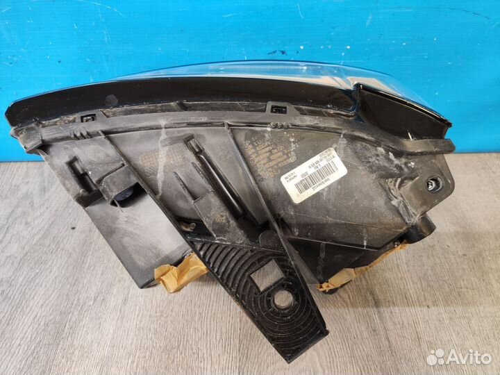 Фара правая Jeep Grand Cherokee 2013-нв