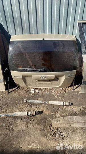 Дверь багажника со стеклом Hyundai Getz 2002-2010