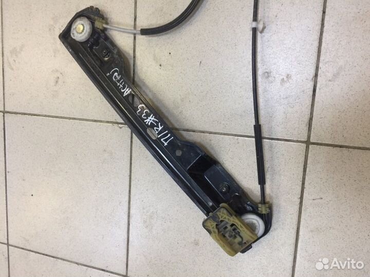 Стеклоподъемник передний правый Opel Astra J