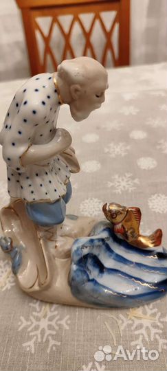 Фарфоровая статуэтка СССР золотая рыбка