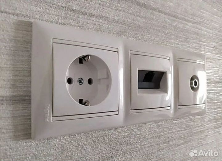 Розетки Легранд Валена