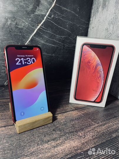 iPhone Xr, 64 ГБ