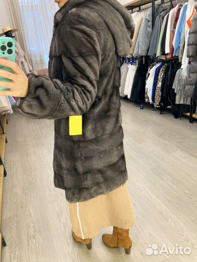 Абсолюно новая норковая шуба с капюшоном