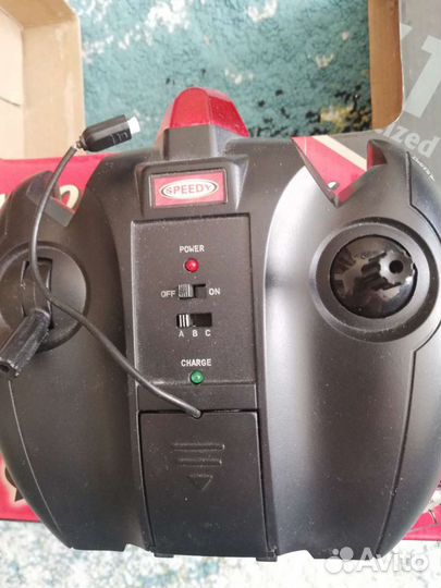 Радиоуправляемый вертолет