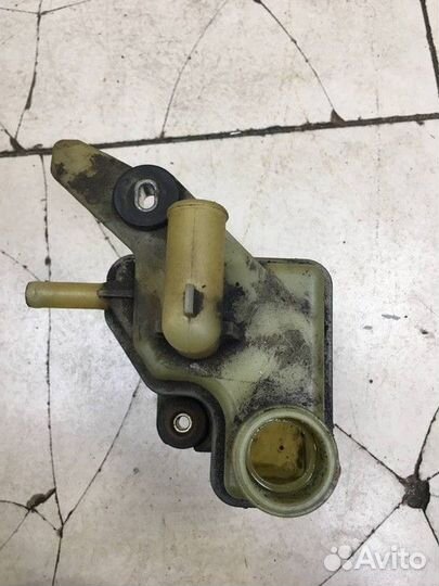 Бачок гидроусилителя Mazda 3