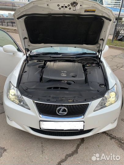В разбор Lexus IS250 2007 год