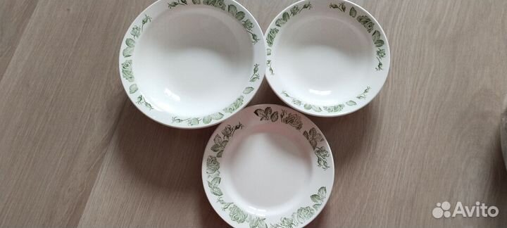 Набор тарелок новый