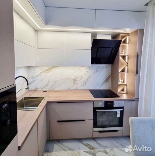 Угловой кухонный гарнитур с подсветкой в рассрочку