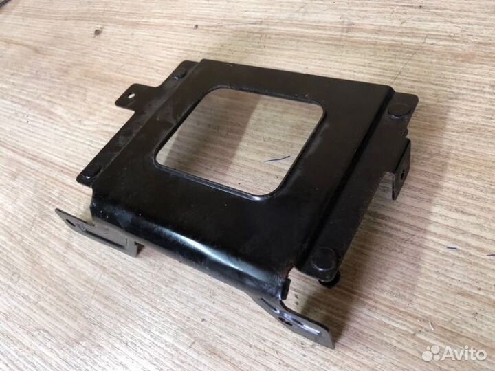 Кронштейн Ssangyong Kyron