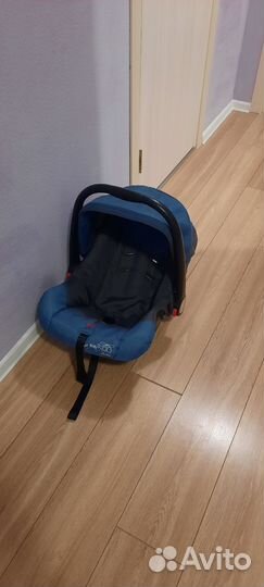 Детское автомобильное кресло люлька