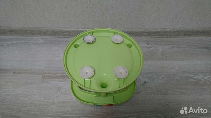 Стульчик для купания ребенка на присосках