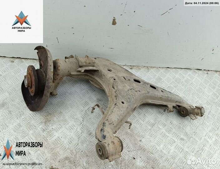 Рычаг задний левый Volkswagen Transporter T4 1998