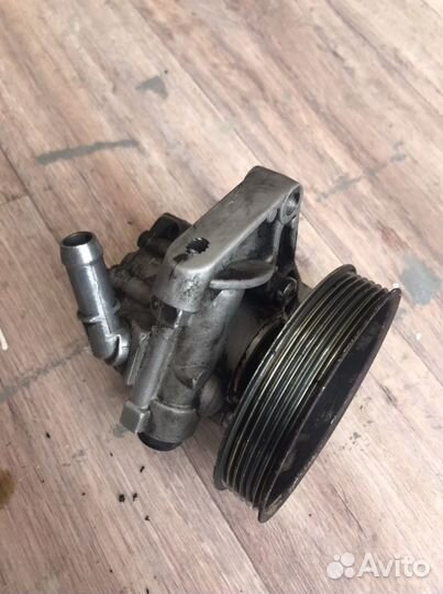 Насос гур Land Rover freelander 2