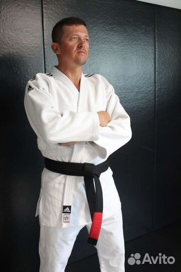 Кимоно для Дзюдо Адидас IJF белый с чёрной полосой