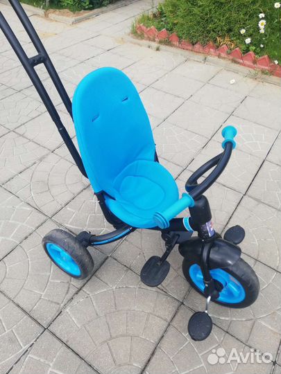 Трехколесный велосипед с ручкой Icon Lexus trike