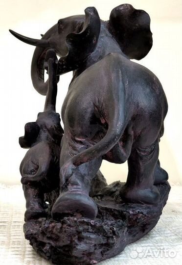 Статуэтка слон