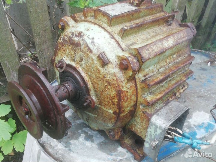 Электродвигатель 220в