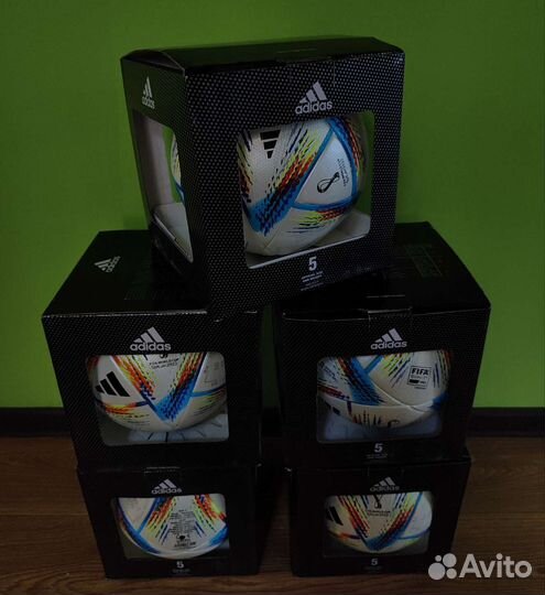 Футбольный мяч