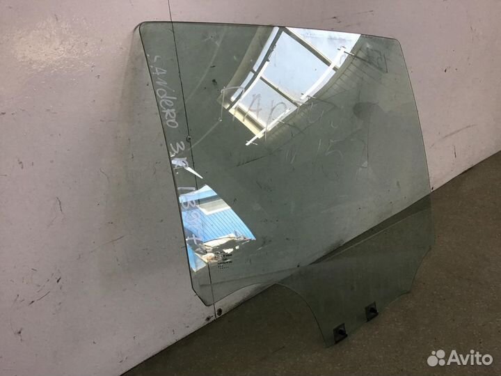 Стекло двери задней правой Renault Sandero 2009-20