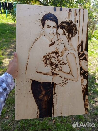 Выжигаем портреты по фото на дереве Подарок
