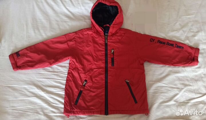 Ветровка и шорты спортивные (купальные)