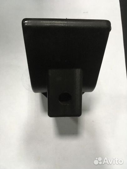 Носовой упор к лодочному прицепу