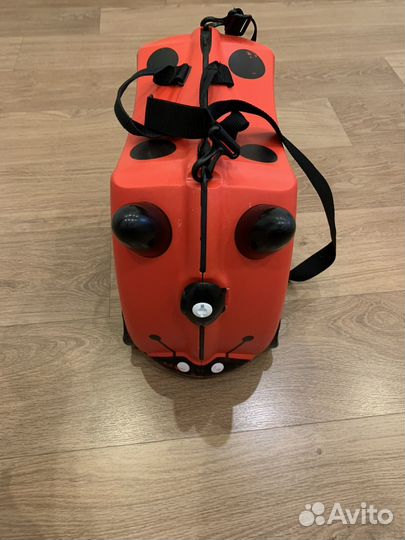 Детский чемодан trunki божья коровка