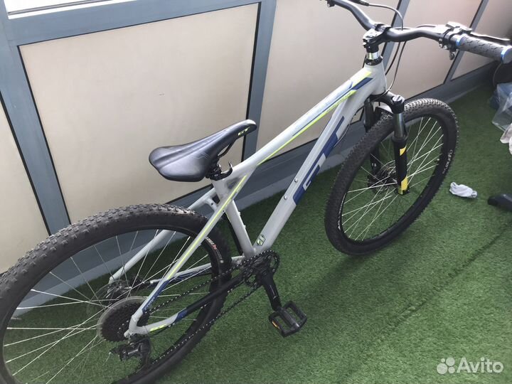 Gt avalanche comp 27,5