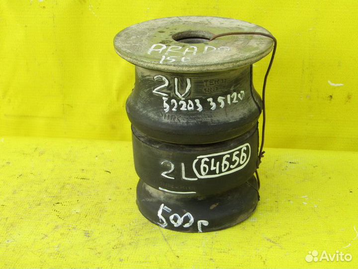 Подушка кузова Toyota Prado 150 13г 64656