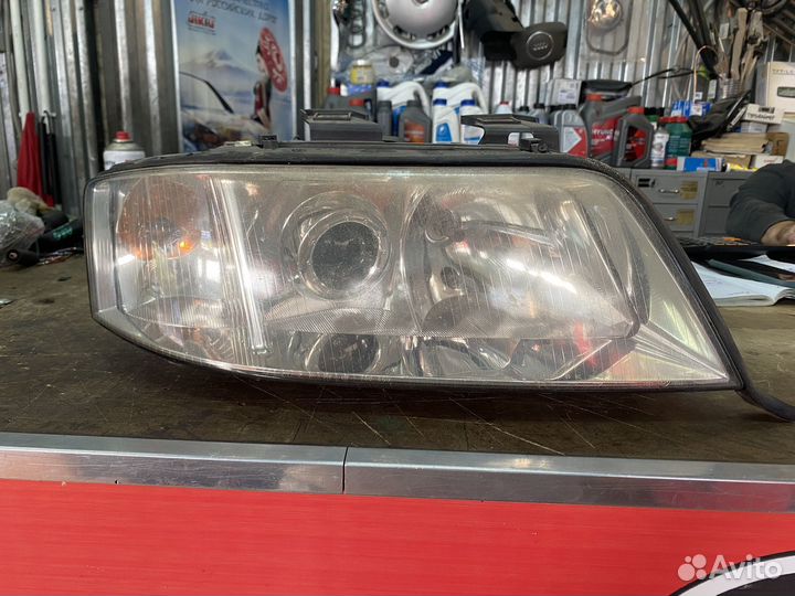 Фара правая Audi A6(C5) 98-01 ксенон, без блока