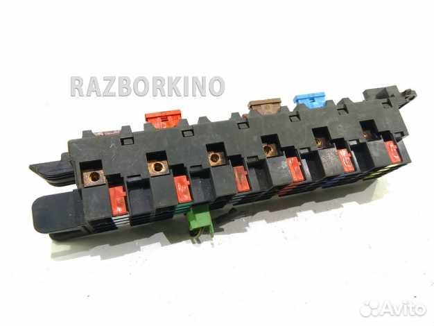 Блок предохранителей