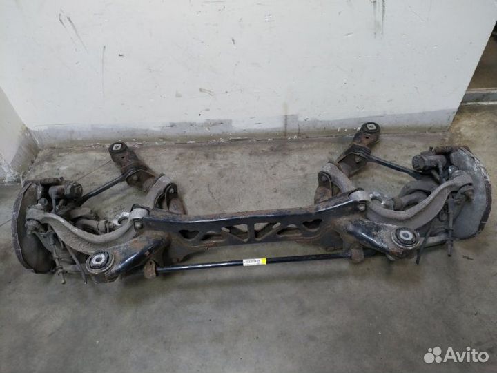 Балка Audi A5 лифтбек 2.0 дизель 2010